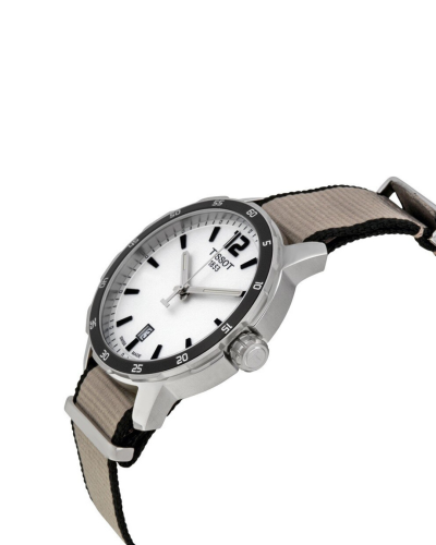 T0954101703700, T095.410.17.037.00 Tissot Quickster quartz férfi karóra (42mm)