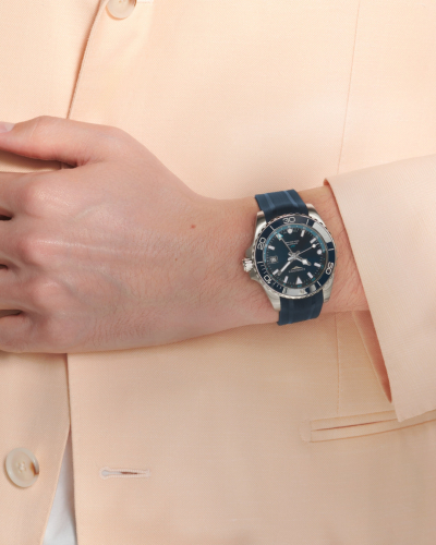 L37904969, L3.790.4.96.9 Longines Hydroconquest GMT automata férfi karóra (41mm)