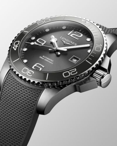 L37824769, L3.782.4.76.9 Longines Hydroconquest automata férfi karóra (43mm)