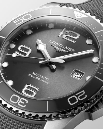 L37824769, L3.782.4.76.9 Longines Hydroconquest automata férfi karóra (43mm)
