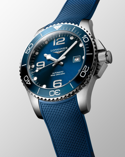 L37824969, L3.782.4.96.9 Longines HydroConquest automata férfi karóra (43mm)