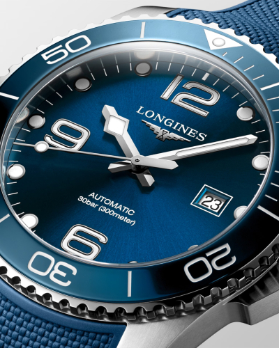 L37824969, L3.782.4.96.9 Longines HydroConquest automata férfi karóra (43mm)