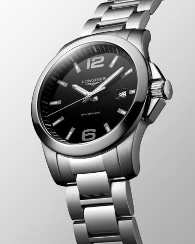 L37594586, L3.759.4.58.6 Longines Conquest quartz férfi karóra (41mm)