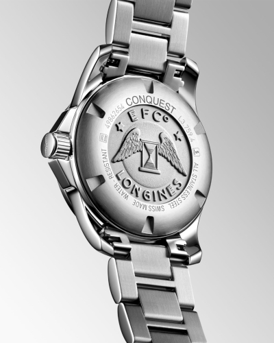 L37594586, L3.759.4.58.6 Longines Conquest quartz férfi karóra (41mm)