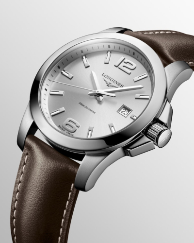 L37594765, L3.759.4.76.5 Longines Conquest quartz férfi karóra (41mm)