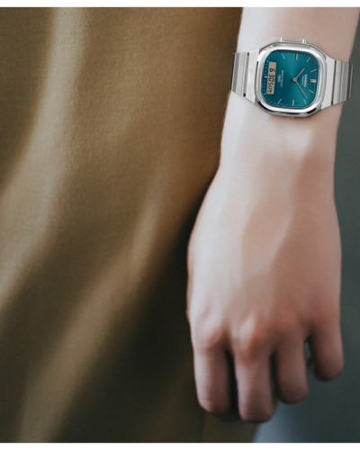 AQ-240E-3AEF Casio Standard quartz uniszex karóra (36mm)