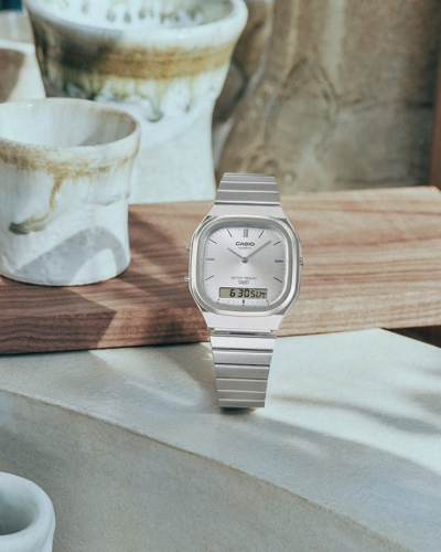 AQ-240E-7AEF Casio Standard quartz uniszex karóra (36mm)