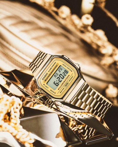 A168WG-9EF Casio Vintage quartz uniszex karóra (36mm)