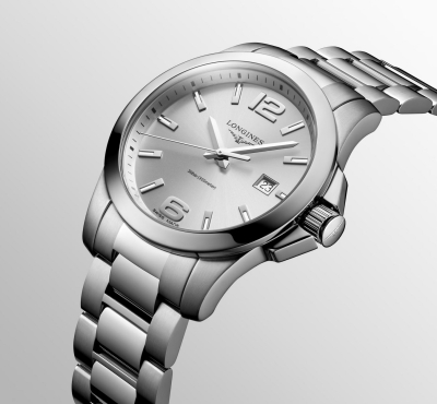 L37594766, L3.759.4.76.6 Longines Conquest quartz férfi karóra (41mm)