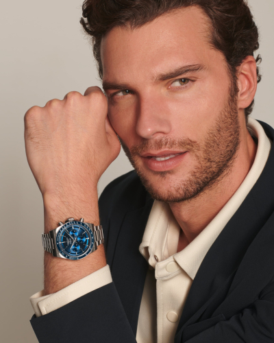 L38354926, L3.835.4.92.6 Longines Conquest Chronograph automata férfi karóra (42mm)